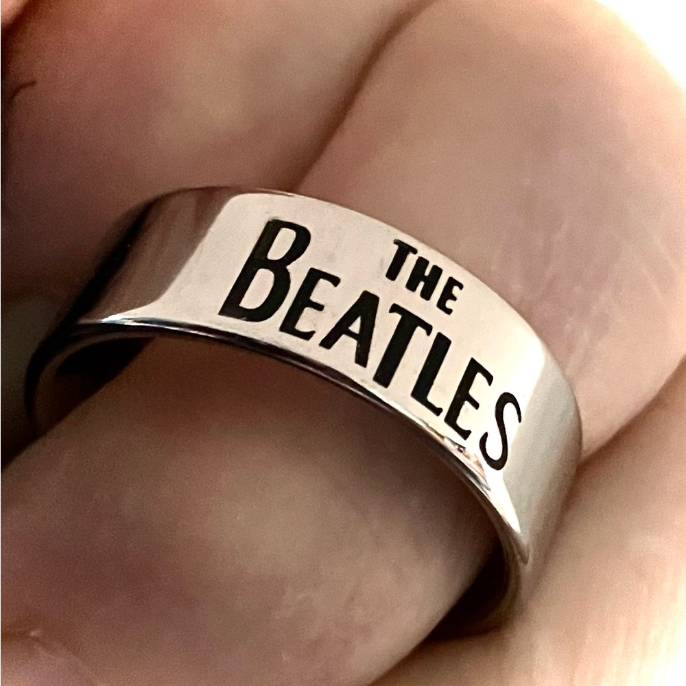 THE BEATLES INSPIRED COLLECTABLE RING